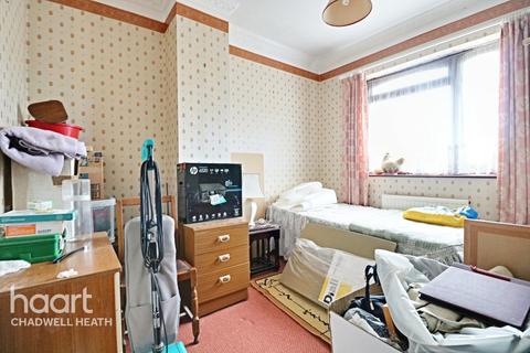 105 Mayfield Road, Dagenham, RM8 1XJ