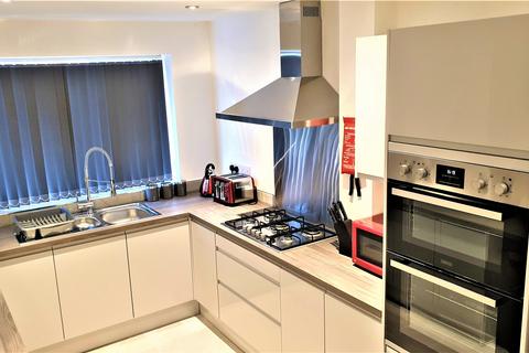 1 bedroom in a house share to rent, Shortheath Road, Erdington, B23 6JY