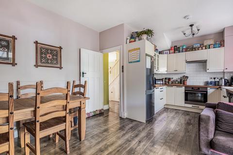 58 Dallinger Road, London, SE12 0TH