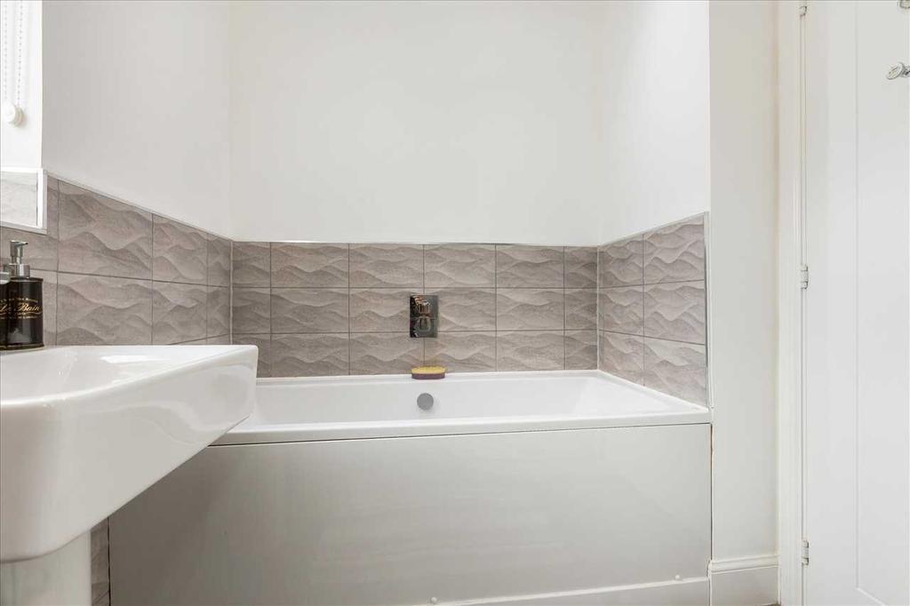 Bathroom (2)