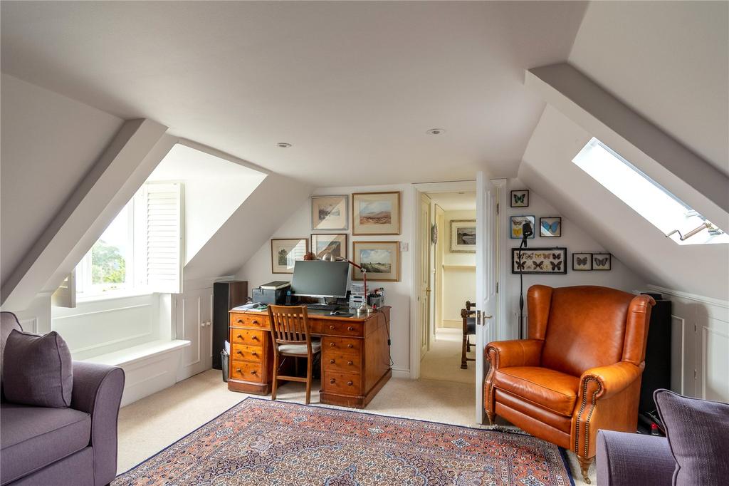 Bedroom/Study