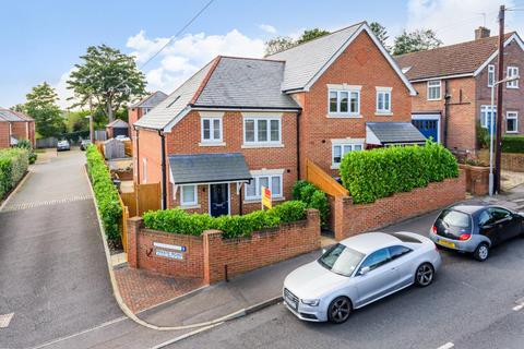 40 Addison Road, Chesham, HP5 2BD