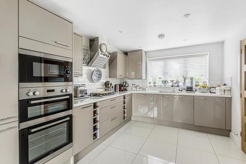 40 Addison Road, Chesham, HP5 2BD