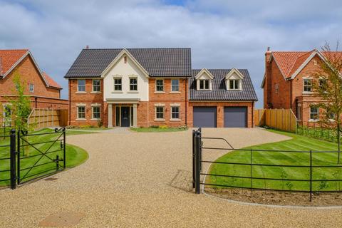 5 bedroom detached house for sale, Hall Lane, East Tuddenham,Dereham Norfolk