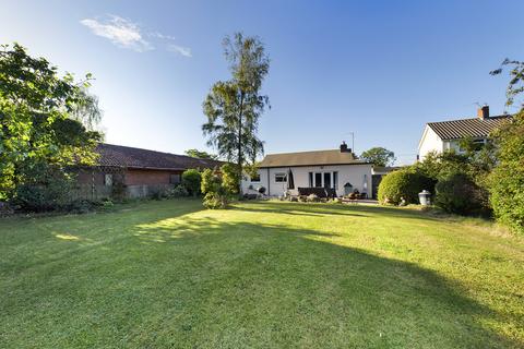 8 Lowfields, Little Eversden, Cambridge, CB23 1HJ