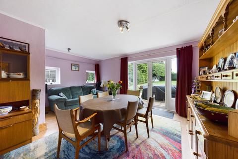 8 Lowfields, Little Eversden, Cambridge, CB23 1HJ