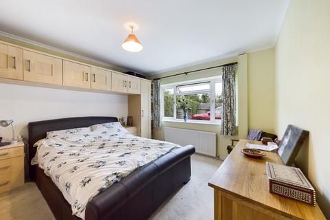 8 Lowfields, Little Eversden, Cambridge, CB23 1HJ