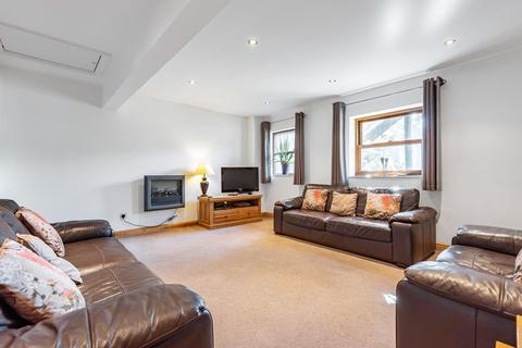 3 bedroom apartment to rent, Kendal Green, Kendal, Cumbria, LA9 5PN