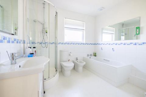 16 Ash Grove, Wells, BA5 2LX