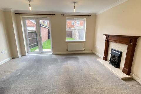 3 bedroom semi-detached house to rent, Lamplighters Walk, Trowbridge
