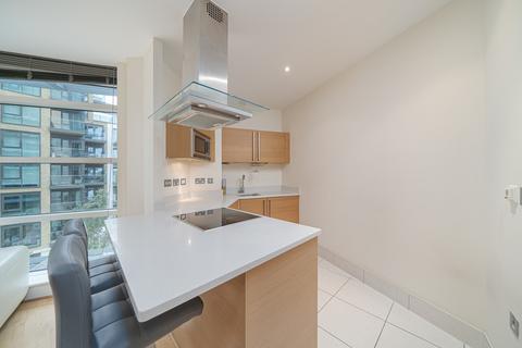 1 bedroom apartment to rent, Commodore House, Battersea Reach