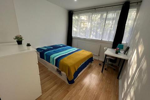 3 bedroom flat to rent - Lomas Street, Whitechapel, London, E1 5BG