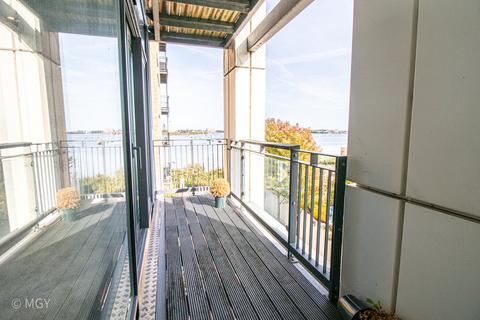 2 bedroom flat to rent, Lady Isle House, Prospect Place, Cardiff Bay