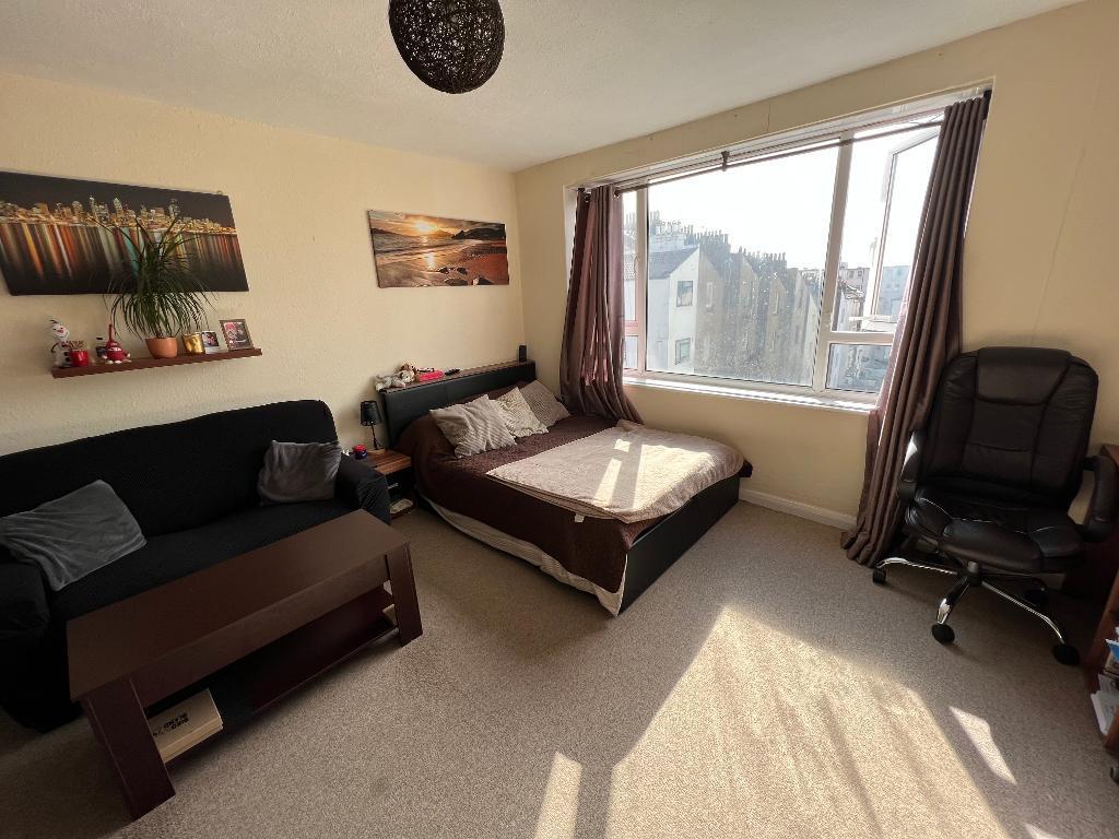 Chesham Street, Brighton, East Sussex, BN2 1NG Studio £750 pcm (£173 pw)