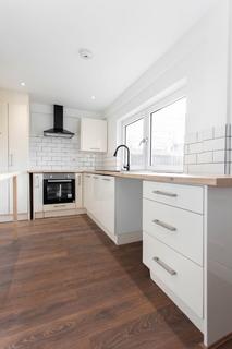 2 bedroom detached house to rent, Corsewall Street, Coatbridge, North Lanarkshire, ML5