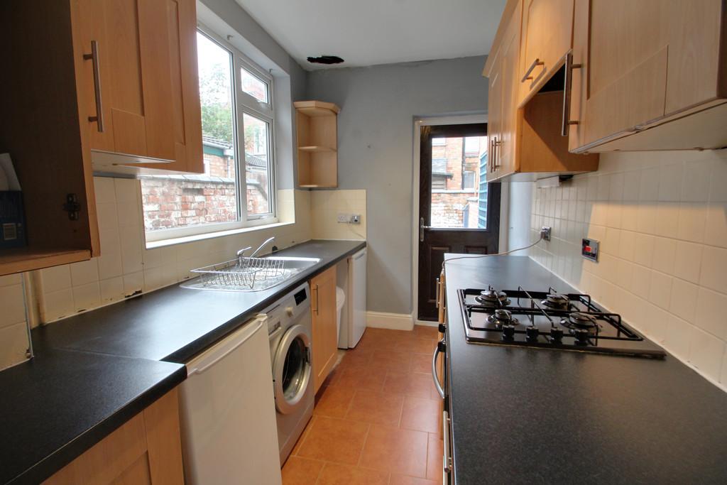 Warwick Street, Leicester 3 bed house share £900 pcm (£208 pw)