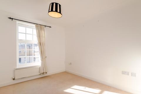 4 Bishopfields Cloisters, York, YO26 4ZL