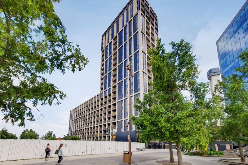 Caithness Walk, East Croydon 2 bed apartment £410,000