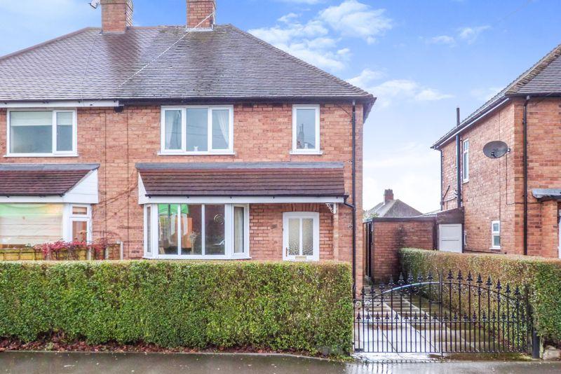 Abbotts Road, Leek, Staffordshire... 3 bed semidetached house £155,000