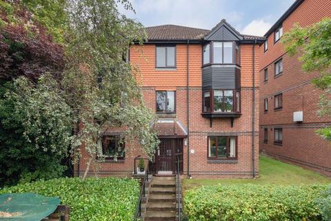 25 Clowser Close, Sutton, SM1 4TP