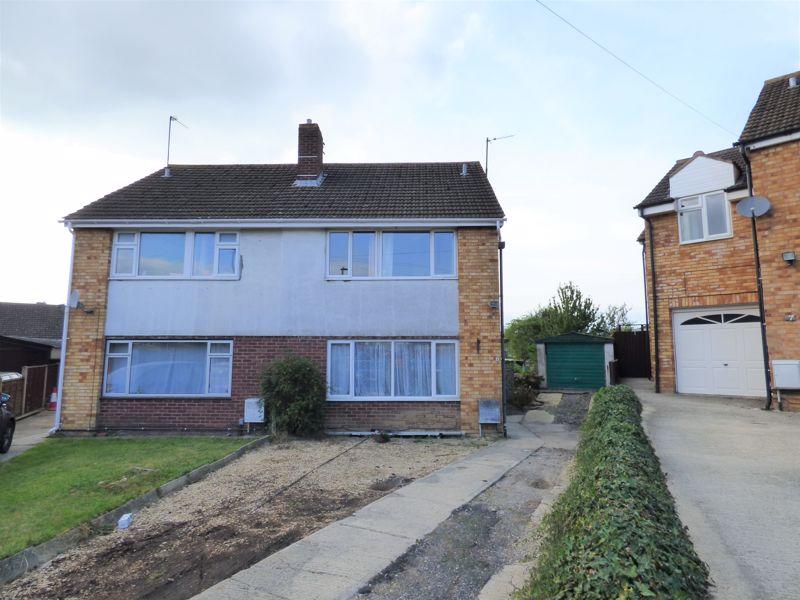 Holmwood Close, Tuffley 4 bed semidetached house £270,000