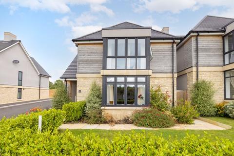 4 bedroom detached house for sale - Contemporary eco friendly village home