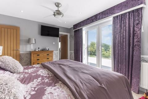 227 Stanstead Road, Caterham, CR3 6AJ