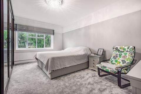 40 Woodside Road, Purley, CR8 4LP
