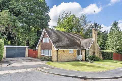 7 Yew Tree Drive, Caterham, CR3 6HA