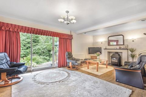 7 Yew Tree Drive, Caterham, CR3 6HA