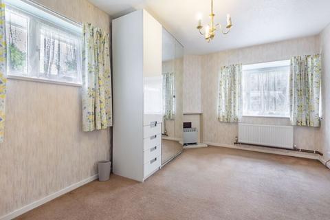 7 Yew Tree Drive, Caterham, CR3 6HA