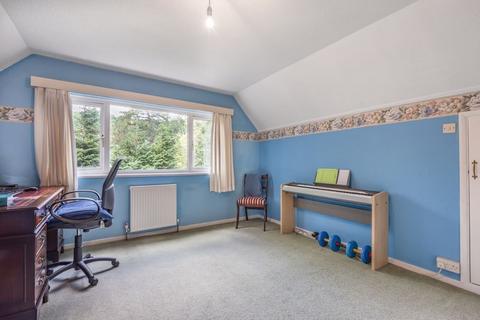 7 Yew Tree Drive, Caterham, CR3 6HA