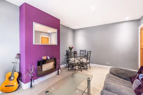 18b Abbey Road, South Croydon, CR2 8NG