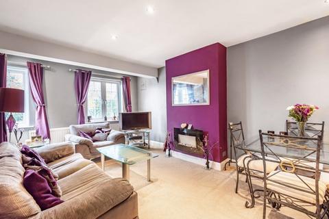 18b Abbey Road, South Croydon, CR2 8NG