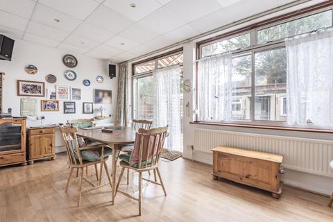 89 Framfield Road, Mitcham, CR4 2AW