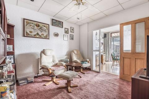 89 Framfield Road, Mitcham, CR4 2AW