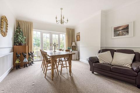16 Melrose Road, Coulsdon, CR5 3JH
