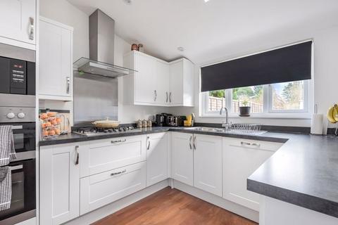 20 Benhurst Gardens, South Croydon, CR2 8NS