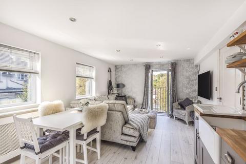 Flat 3, Graphic House Station Approach, Chipstead, Coulsdon, CR5 3TD