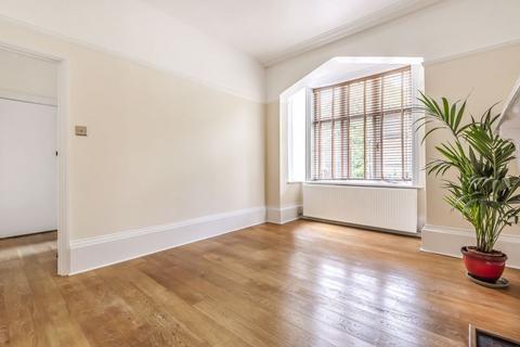 Flat 2, 101 Holmesdale Road, Reigate, RH2 0BT