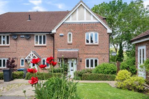 11 Chandos Gardens, Coulsdon, CR5 1HW