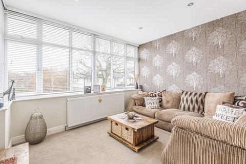 177 Banstead Road, Caterham, CR3 5QN