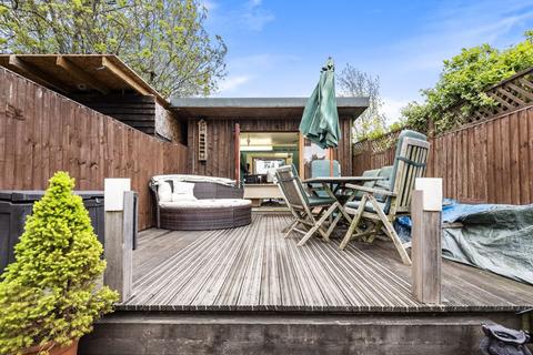 95 Addison Road, Caterham, CR3 5LW