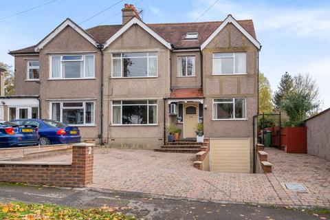 2 Whitethorn Avenue, Coulsdon, CR5 2PP