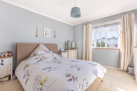 69 Avalon Road, Orpington, BR6 9AZ