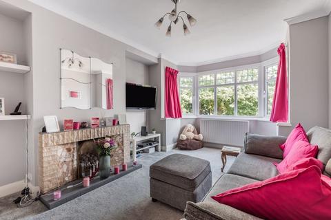 10 Oaks Road, Kenley, CR8 5NR
