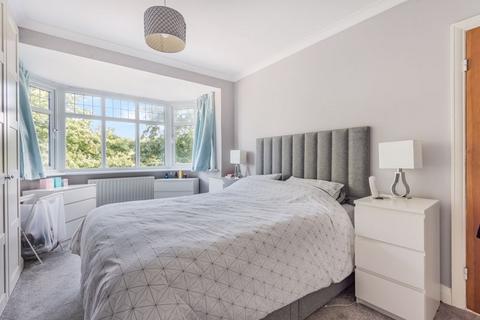 10 Oaks Road, Kenley, CR8 5NR