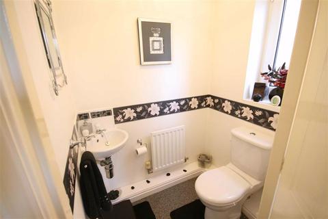 4 Leith Place, Oldham, OL8 3WG