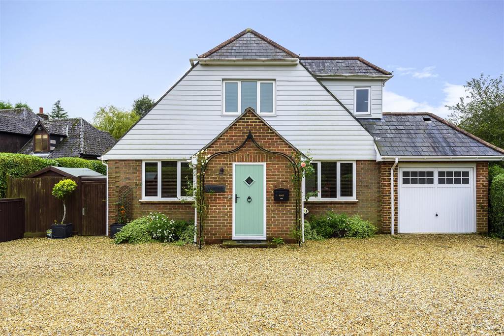 Stockbridge Road, Timsbury, Romsey 5 bed detached house £865,000