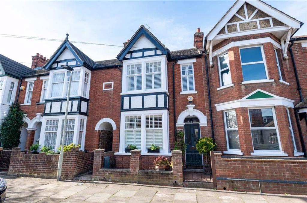 Denmark Street, Bedford 3 bed terraced house £425,000